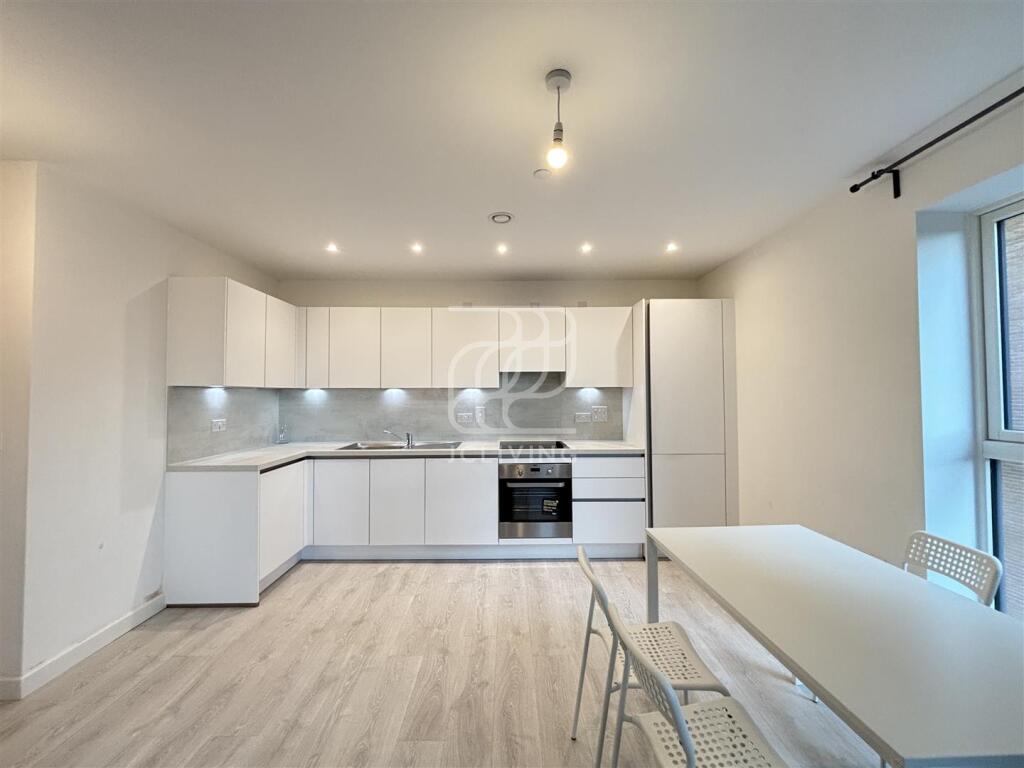 Apartment in London - View 3