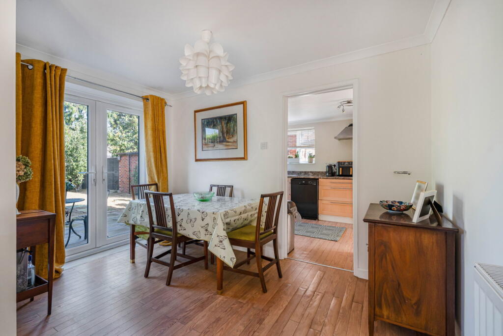 House in Mole Valley, Surrey - View 5