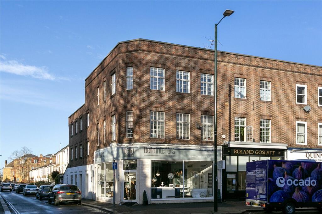 Main image of property: Kew Road, Richmond, TW9