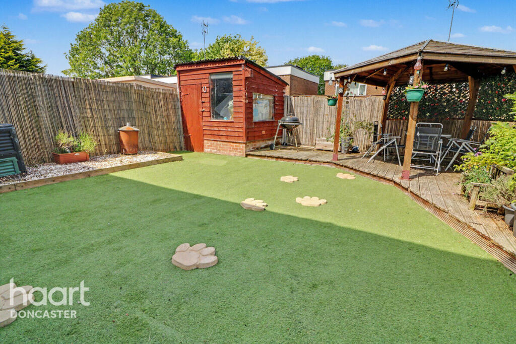 House in Doncaster, South Yorkshire - View 4