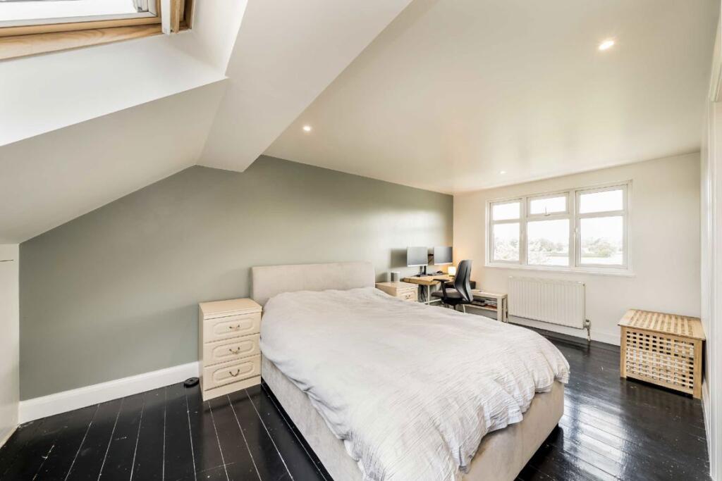 Manor Lane, Sunbury-On-Thames – pohled 5