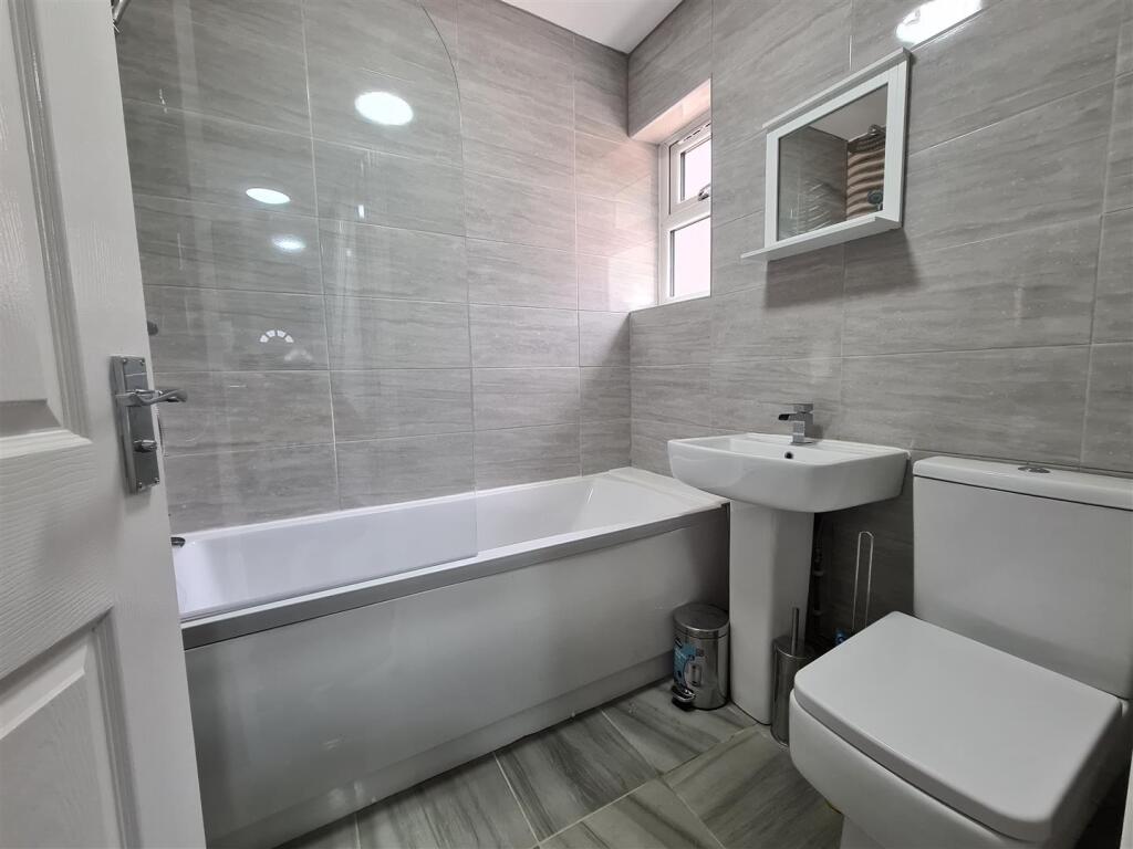 House in Birmingham - View 5
