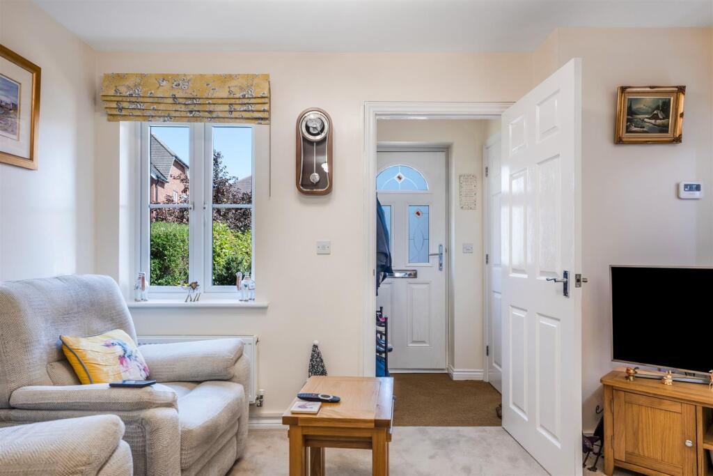 House in Redhill - More