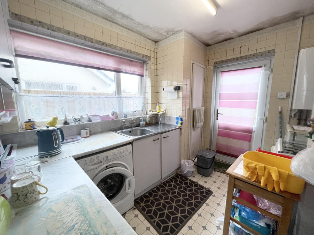 Seabrook Drive,  Cleveleys, FY5 photo 3
