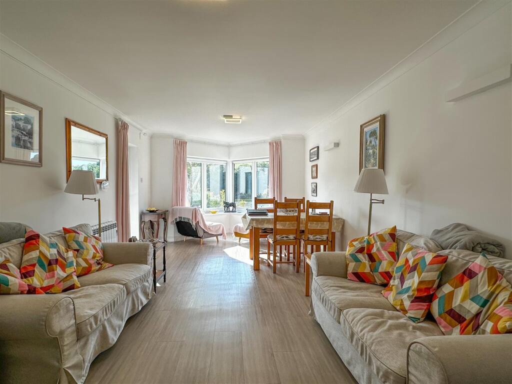 Apartment in Torquay - View 3