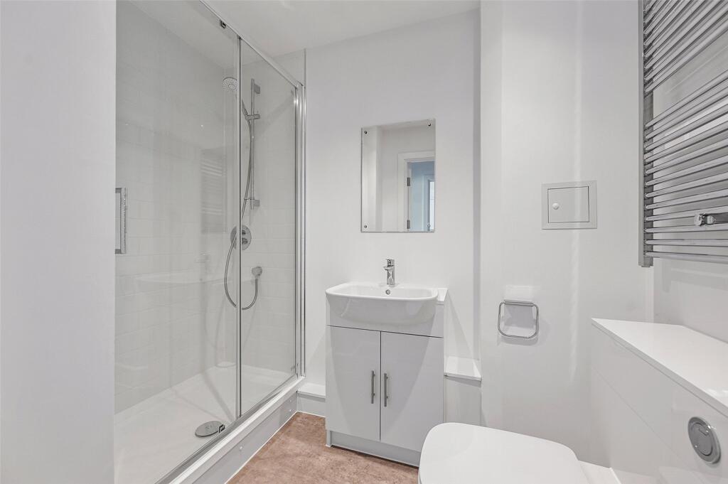 Apartment in London - More