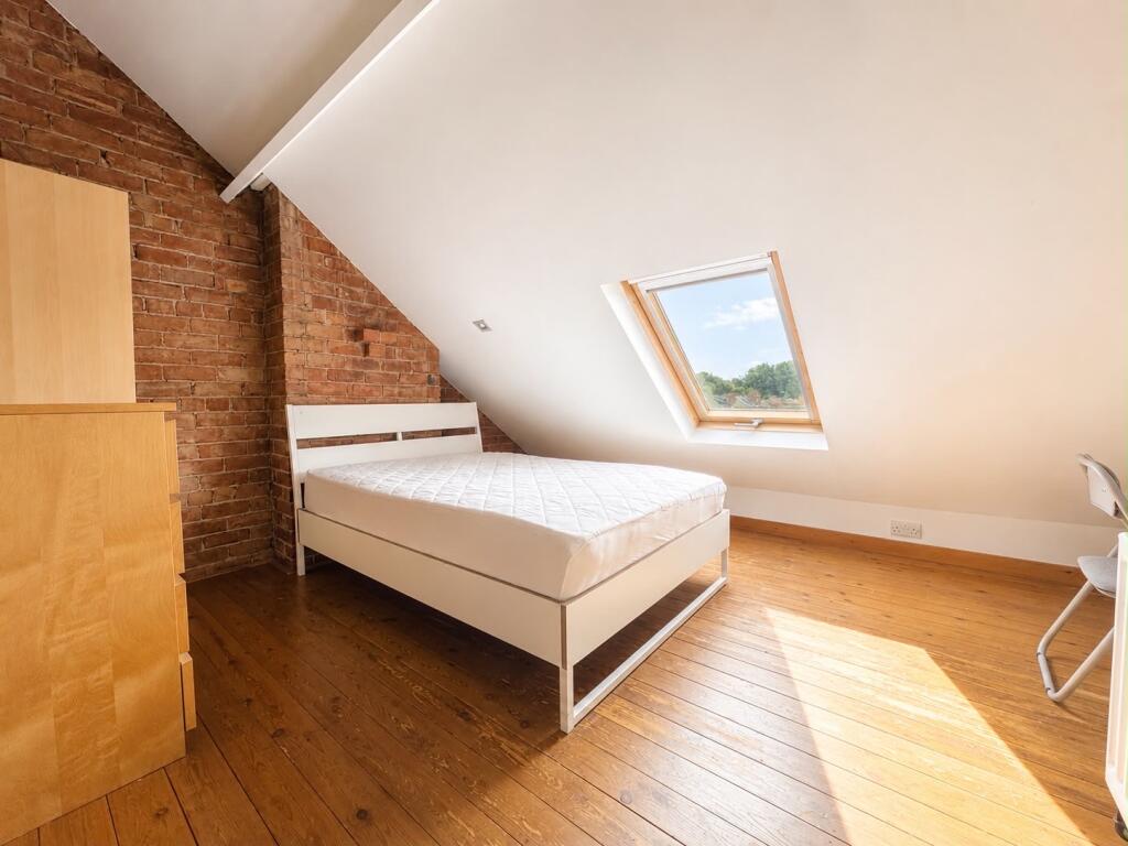 Main image of property: Room 5 , Colwick Road, Nottingham, NG2