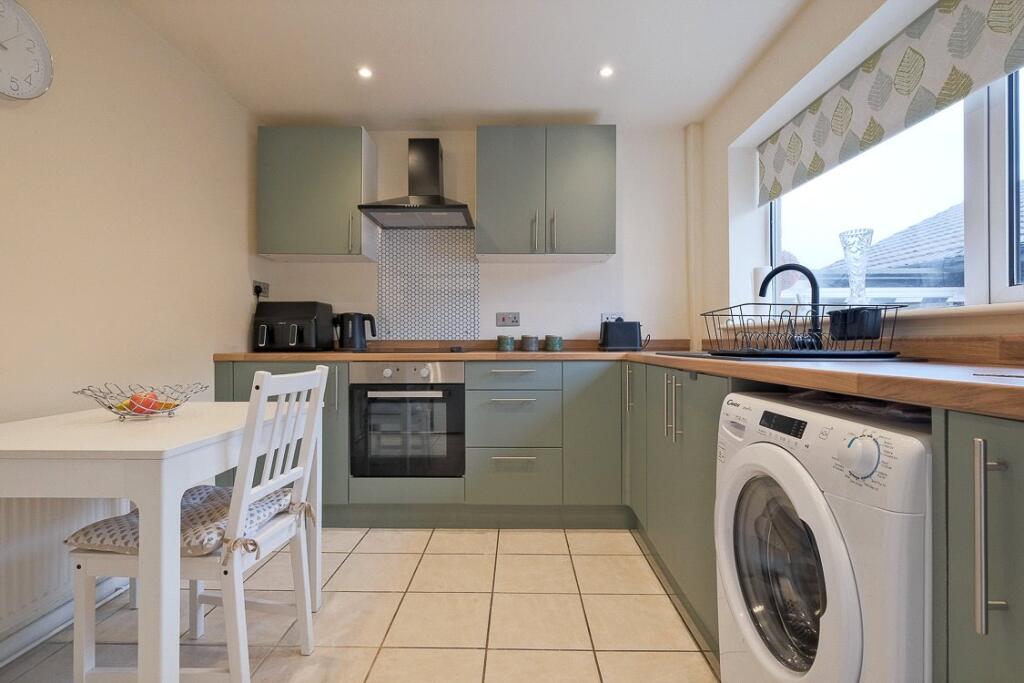 Woodside Grove, Blackburn, Lancashire, BB2 photo 4