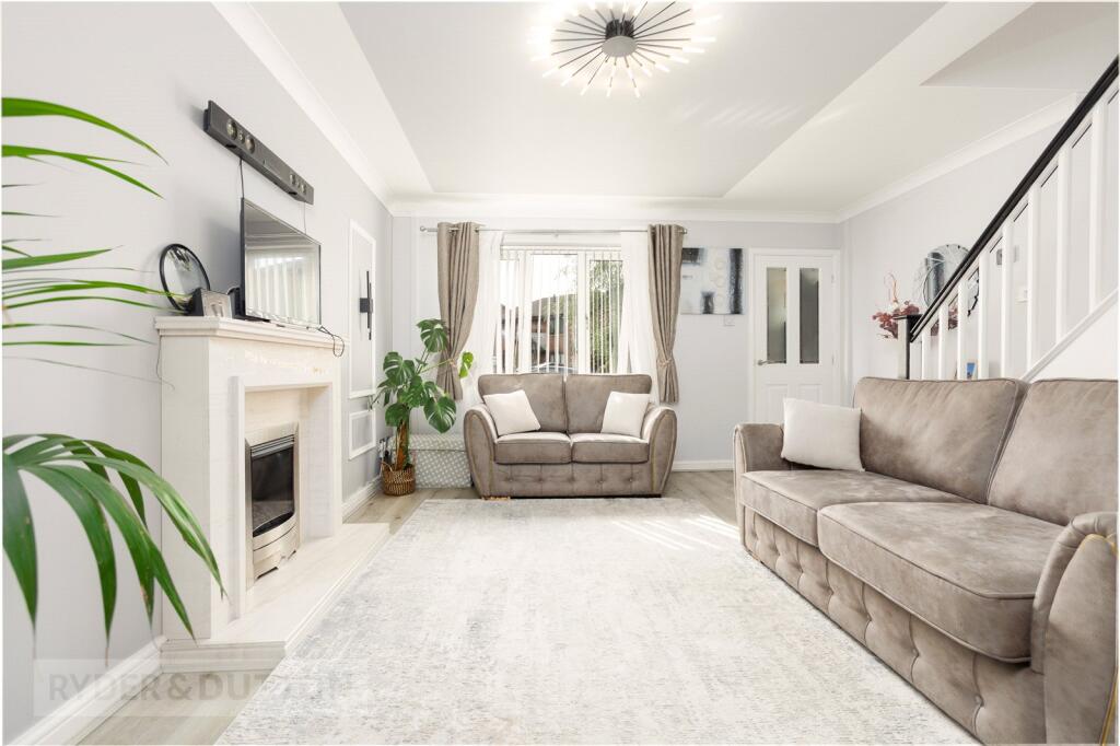 House in Oldham, Greater Manchester - View 3