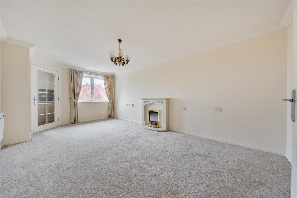 Mitchell Lodge, Bitterne, Southampton, Hampshire - View 2