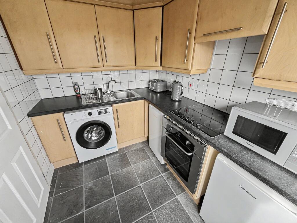 Apartment in Bury, Unsworth - More