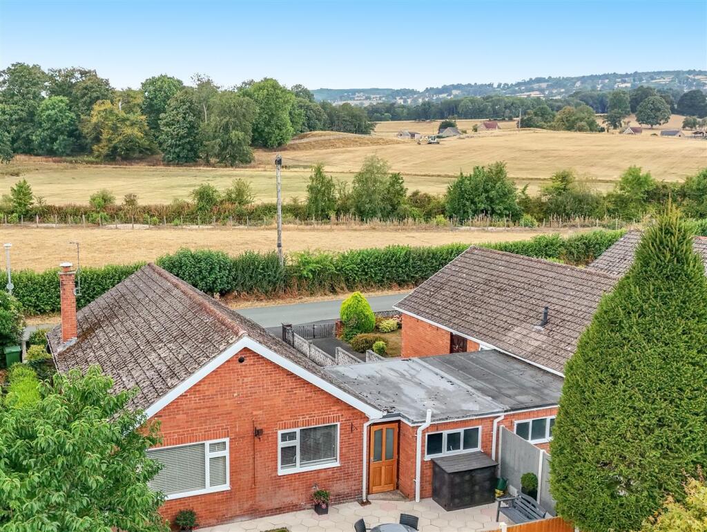 House in Weston Rhyn, Shropshire - View 3