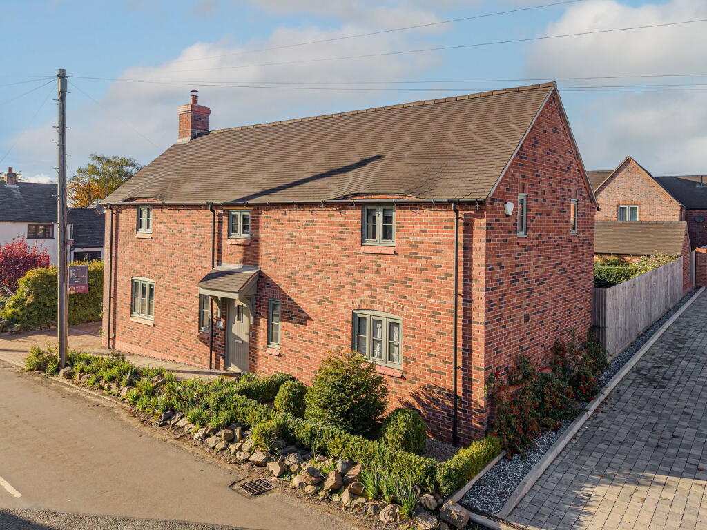4-bed detached on Main Street, Nailstone, CV13 0QB, £600,000