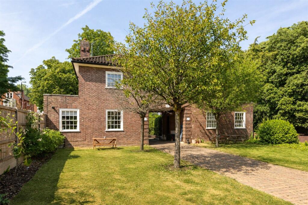 Main image of property: West Hill, London, SW15