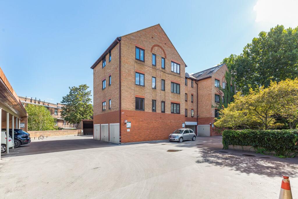 Property photo 11
