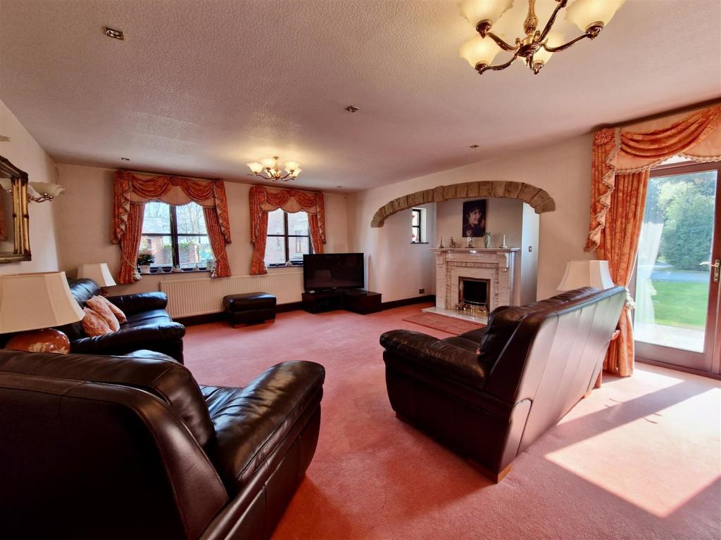 Stone Barn, Warton Lodge Farm, Preston Road, Lytham photo 4