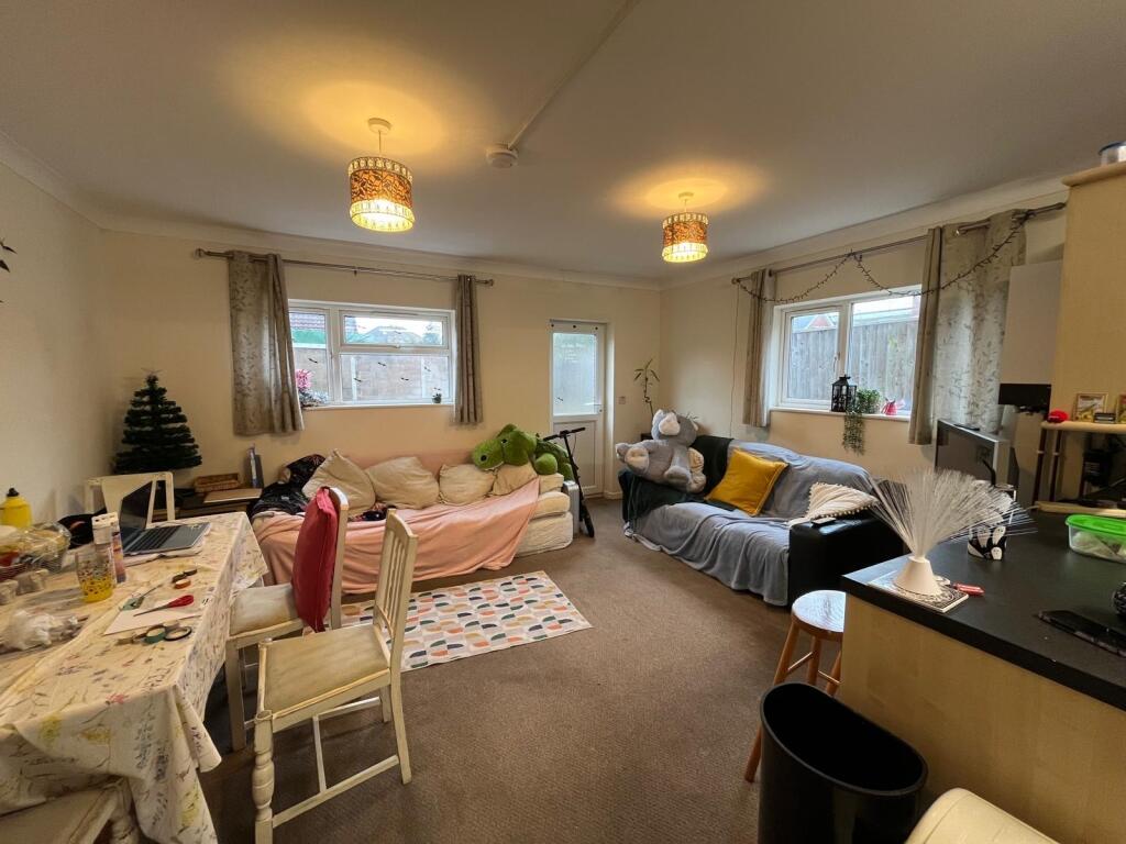 Main image of property: Wycliffe Road 5 Bed Student House