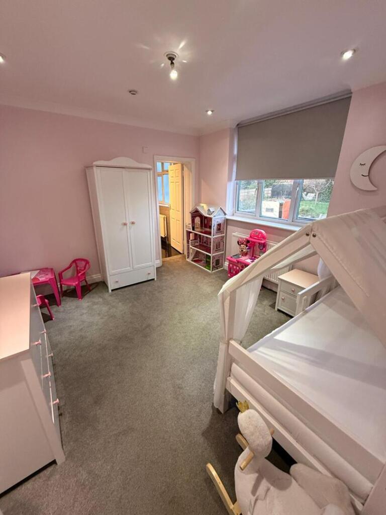 House in London, Temple Fortune - View 5