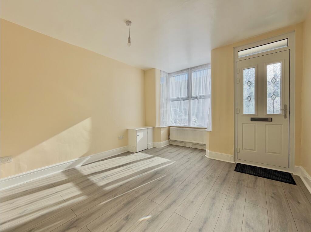 Garfield Street, Watford, WD24 photo 2