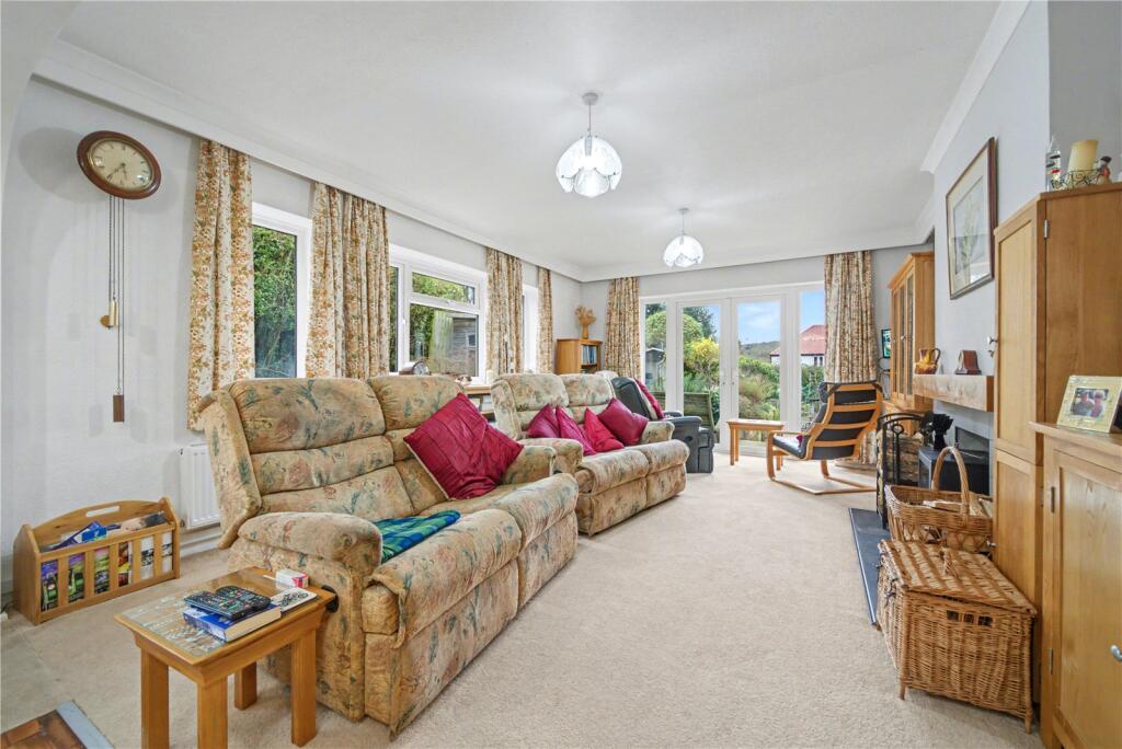 Cowleigh Bank, Malvern, Worcestershire, WR14 photo 4