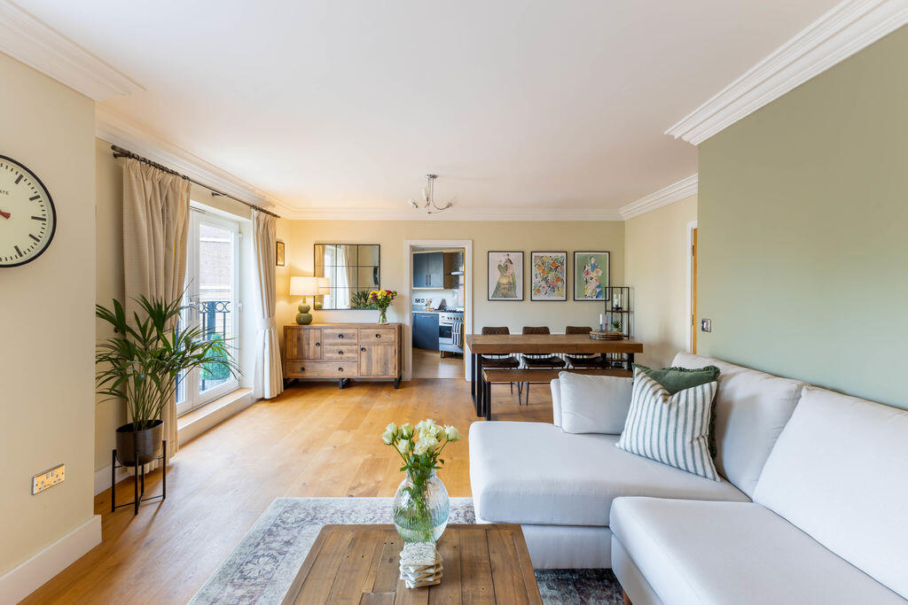 42, Grove Park Crescent, Gosforth, Newcastle Upon Tyne photo 4