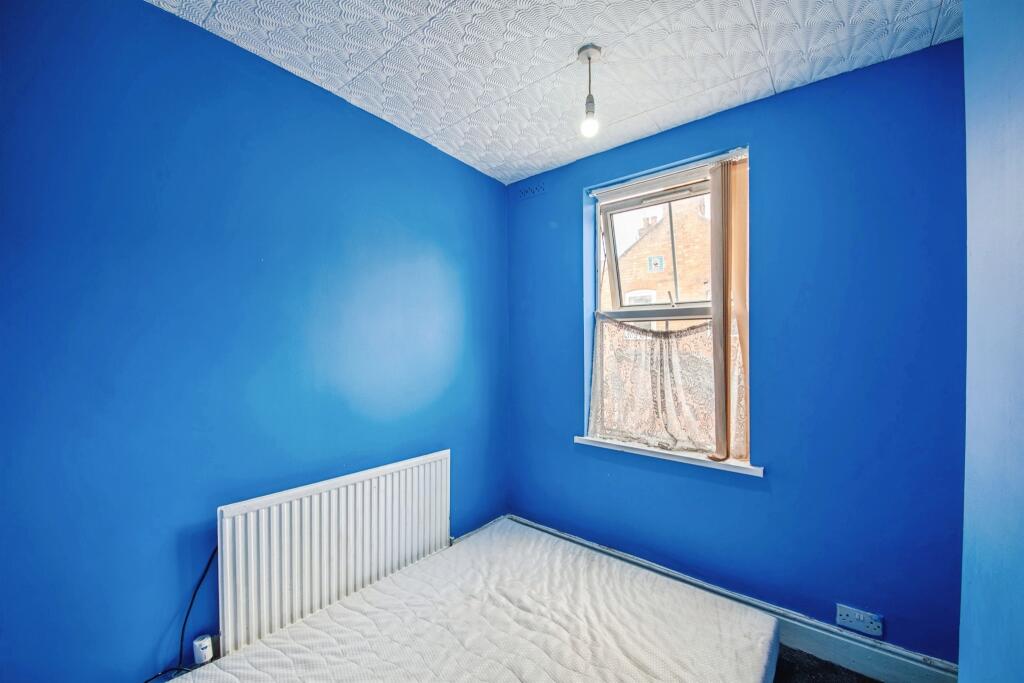 House in Leicester - More