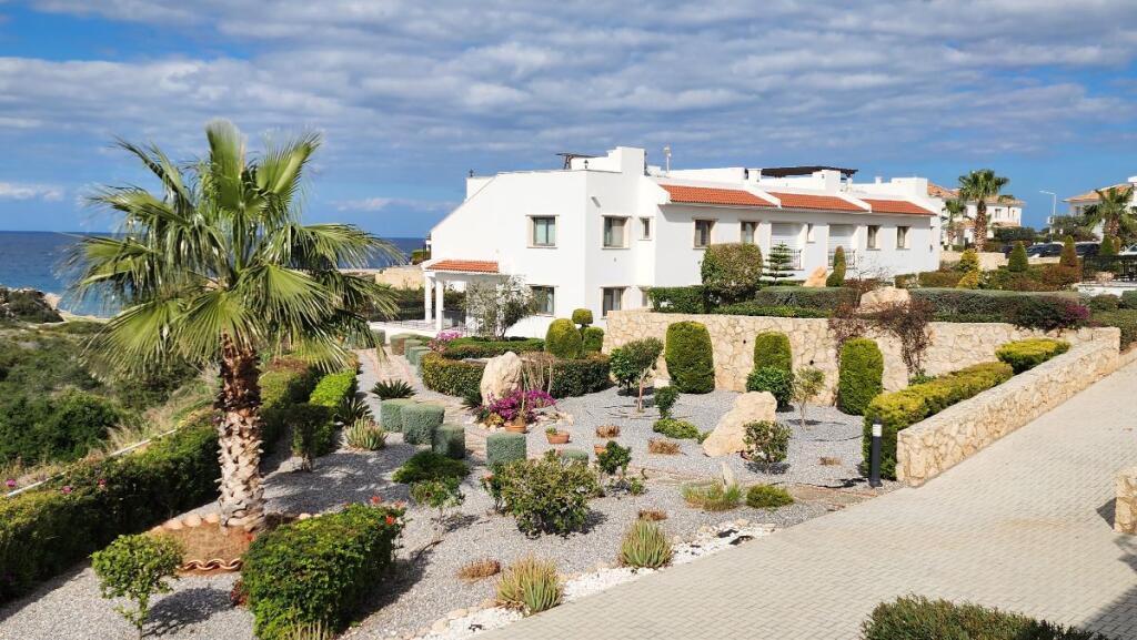 Main image of property: Esentepe