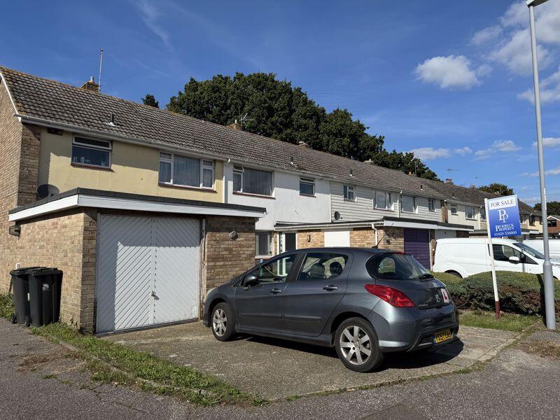 3-bed terraced on Avon Drive, Northmoor, Wareham, £330,000
