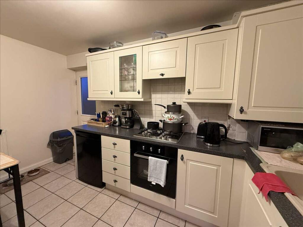 Farnborough Close, CORBY photo 4