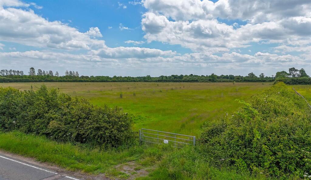 New Road, Colmworth - View 4