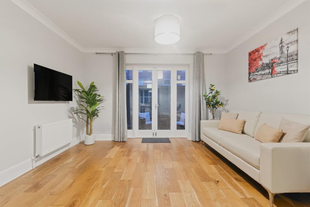 Main image of property: Cottesloe Mews, 
Waterloo, SE1