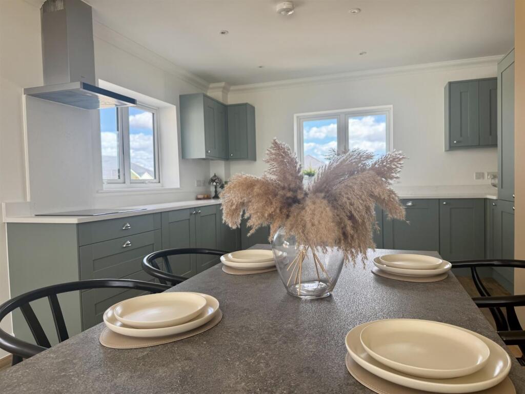 House in Maldon, Burnham-on-Crouch - More