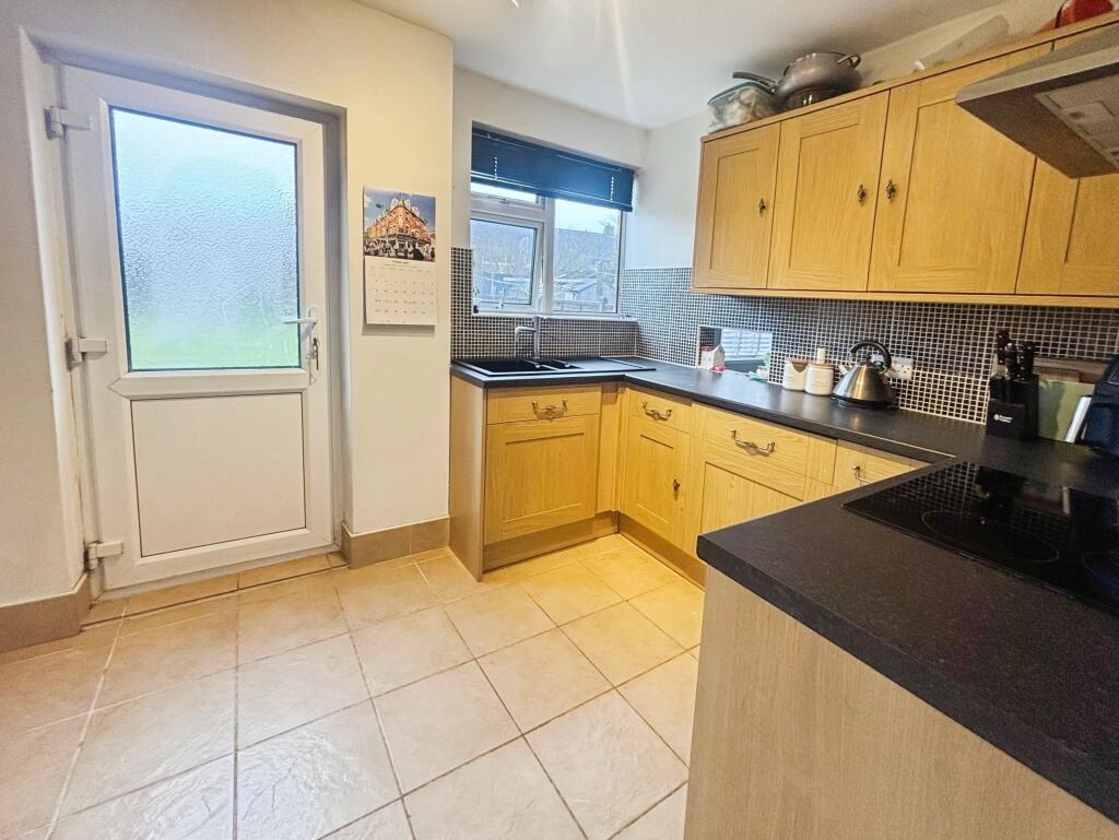 House in Lincoln, Hartsholme - More