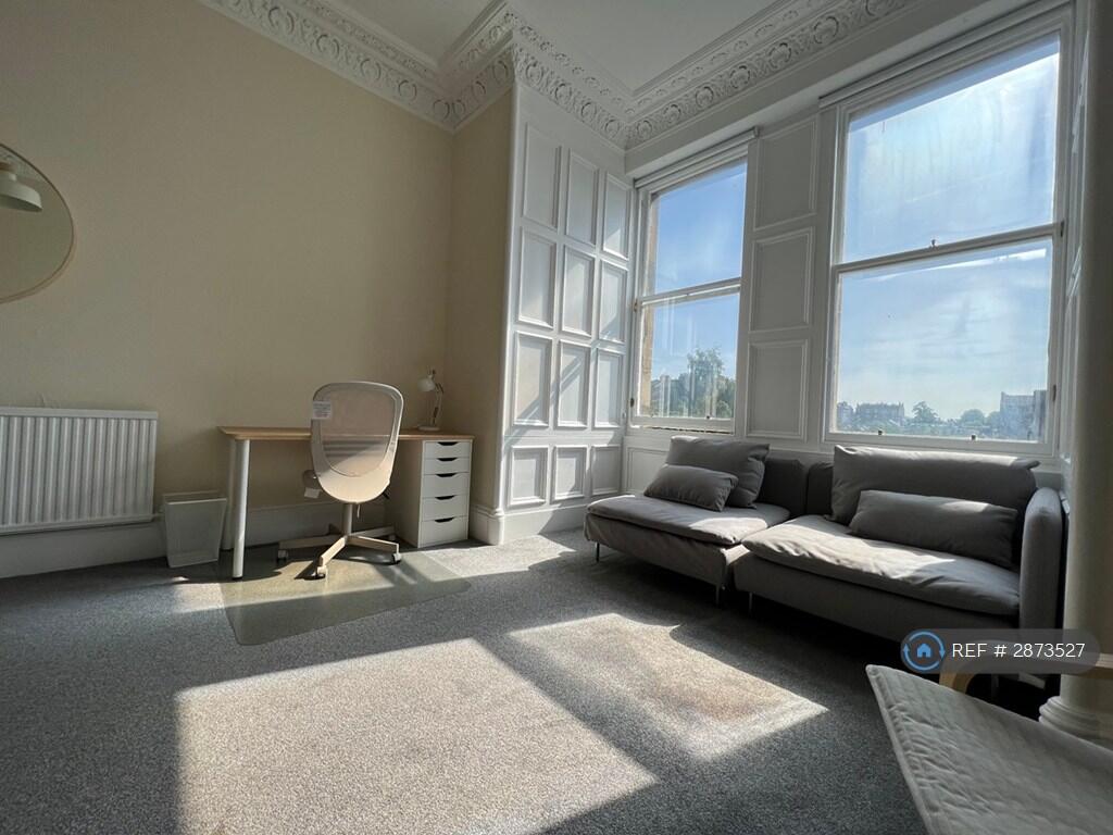 Main image of property: Leamington Terrace, Edinburgh, EH10