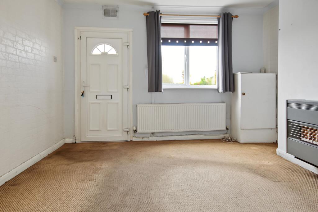 Peggs Close, Swadlincote photo 3