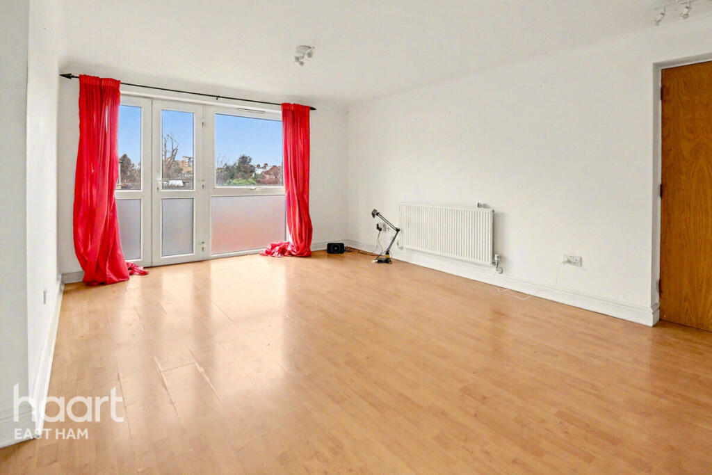 Main image of property: Victoria Avenue, London