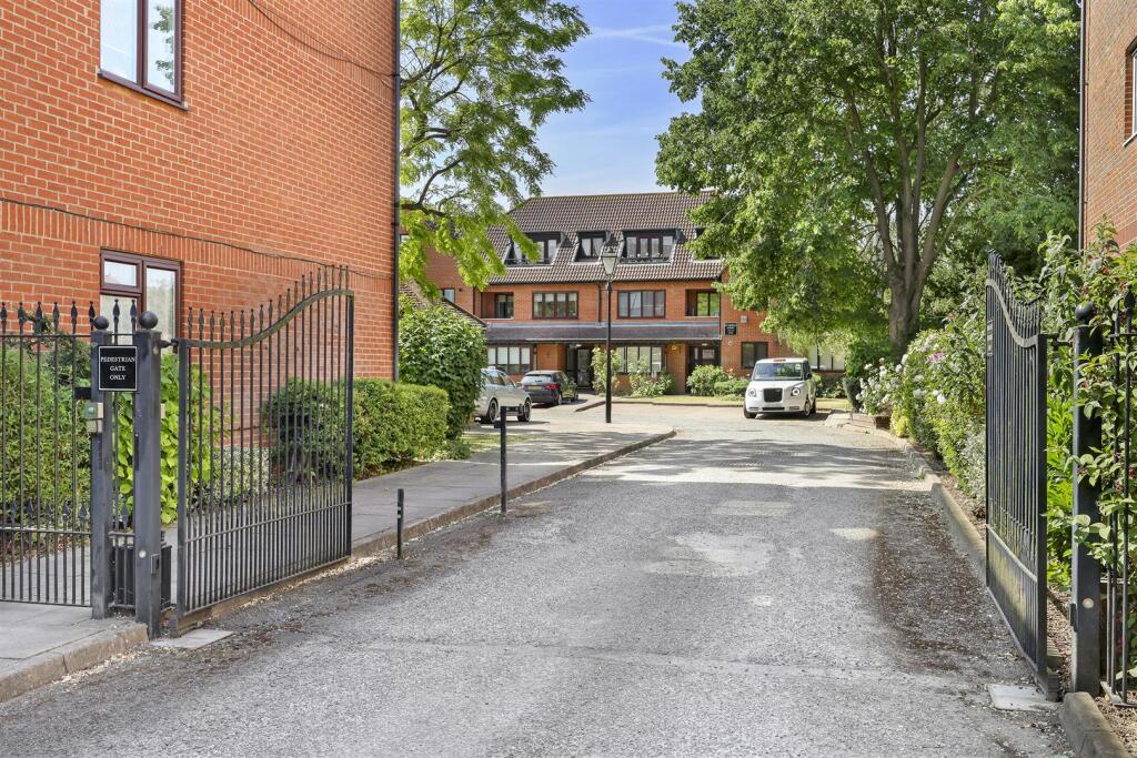 Main image of property: St Theresa Court, Forest View