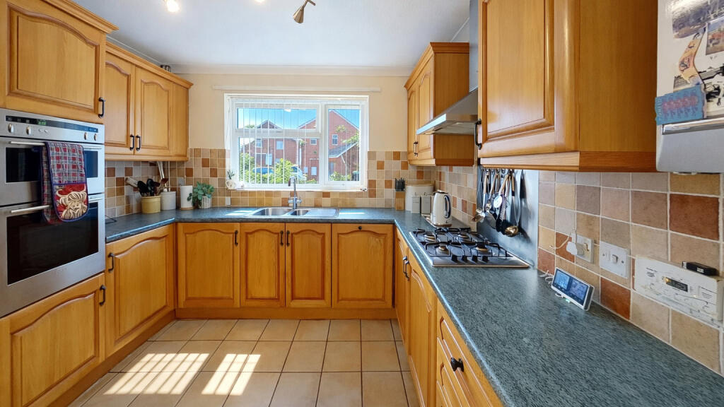 Goldfinch Close, Herne Bay, CT6 7DB - Widok 4