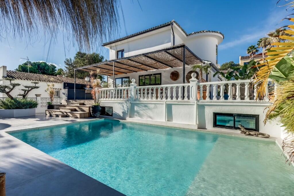 Main image of property: Nueva Andalucia, Málaga, Andalusia