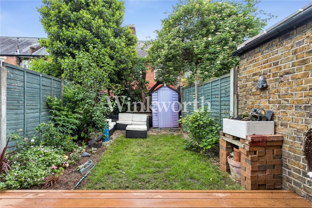 House in London - View 4