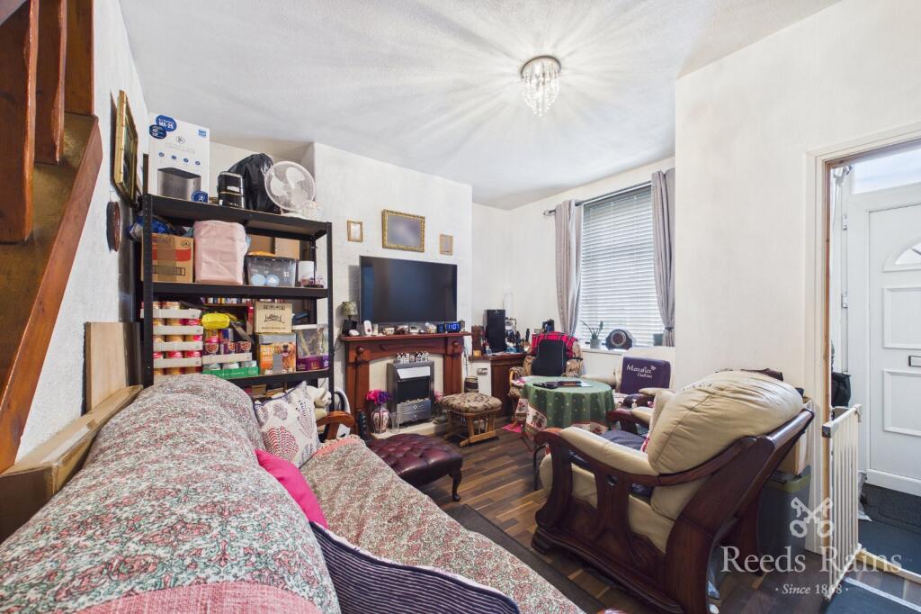 House in Pendle, Marsden Height, Brierfield - More