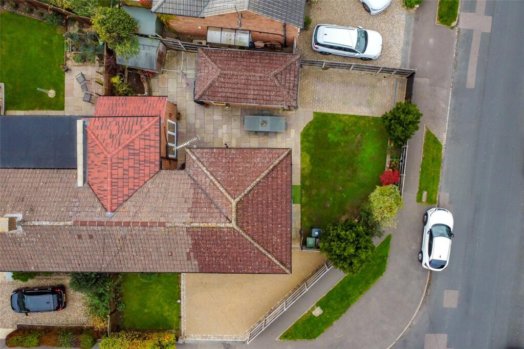 Additional image 15 of Woodland Drive, St. Albans, Hertfordshire, AL4