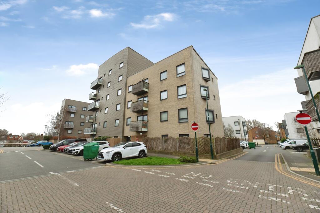 Main image of property: Ferndale Crescent, Surrey, SM5