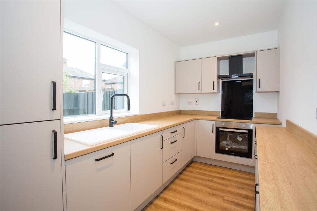 House in Warrington, Edgewater Park, Latchford - View 2