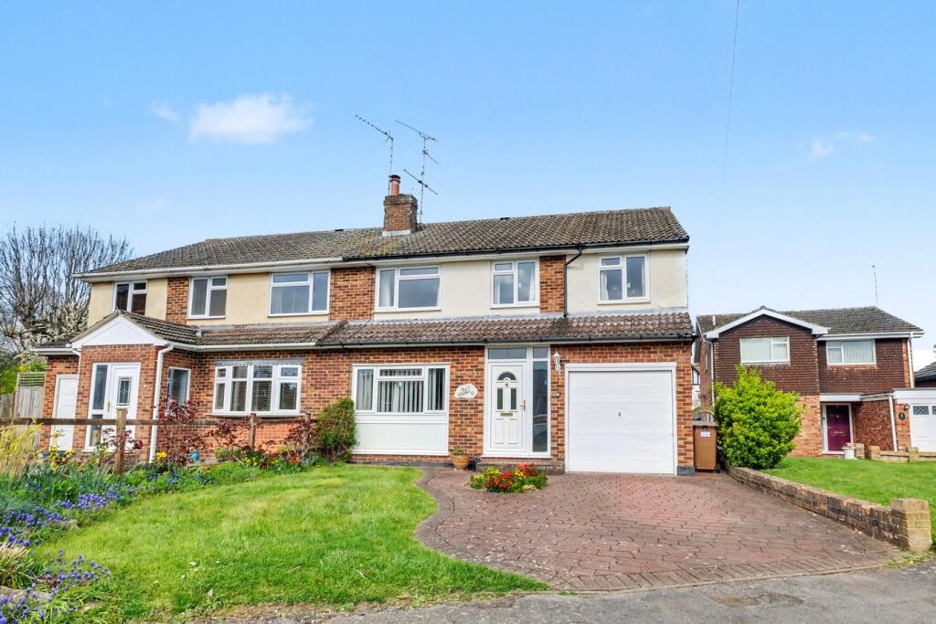 Main image of property: Canford Close, Chelmsford, CM2