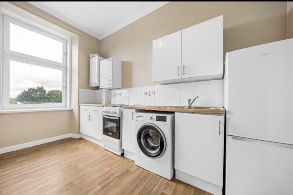 Apartment in Glasgow - View 2