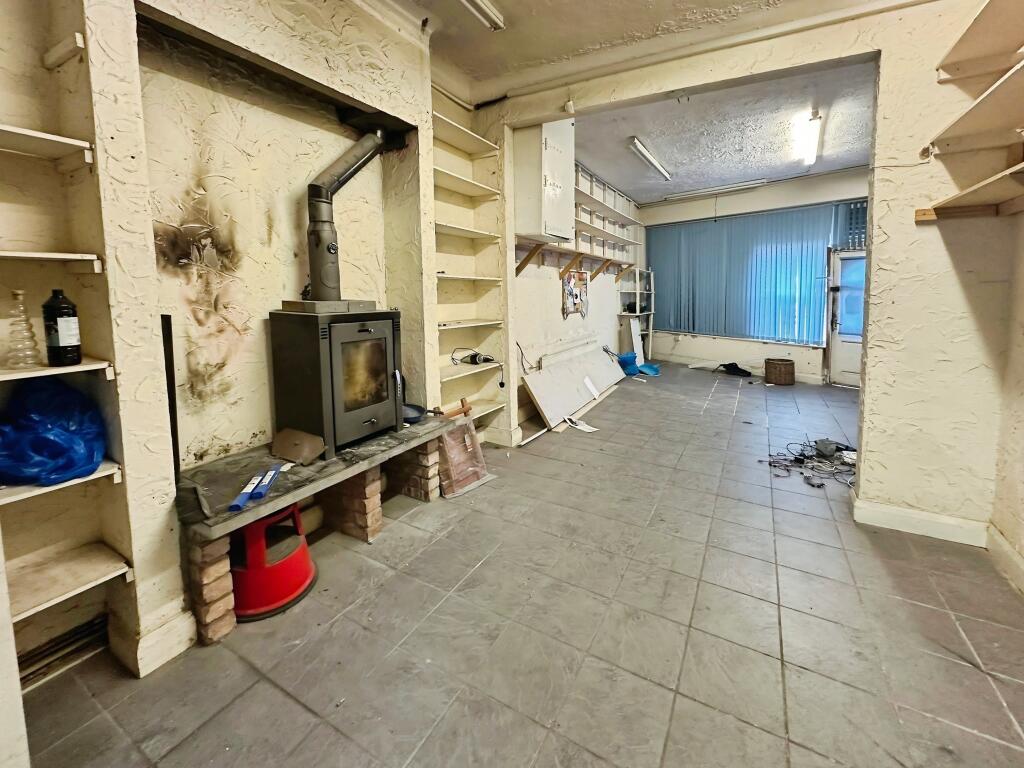 Apartment in Wallasey, Poulton - More