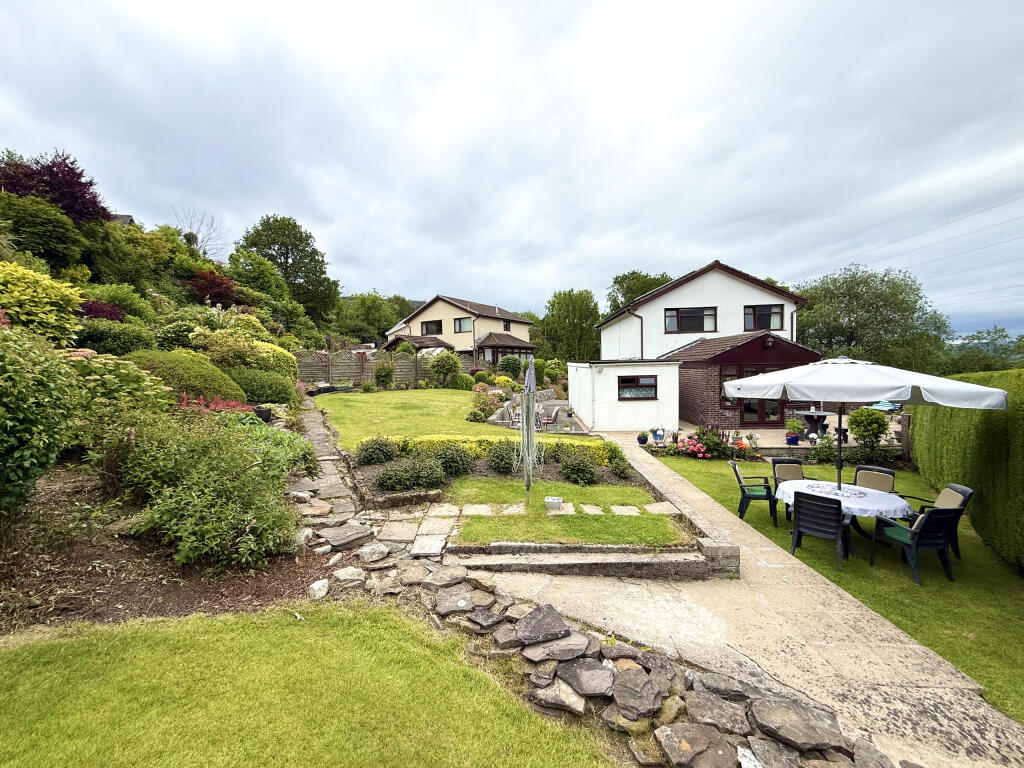 Main image of property: Cwm Alarch, Mountain Ash, Rhondda Cynon Taf