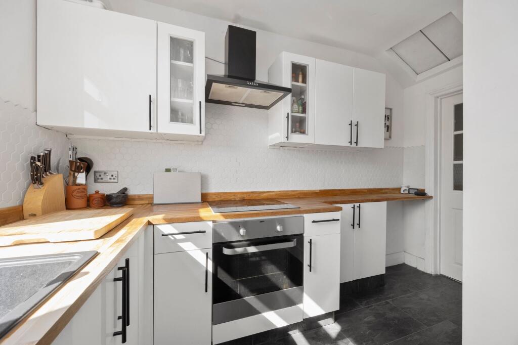 Westbourne Street, Hove, BN3 - View 3