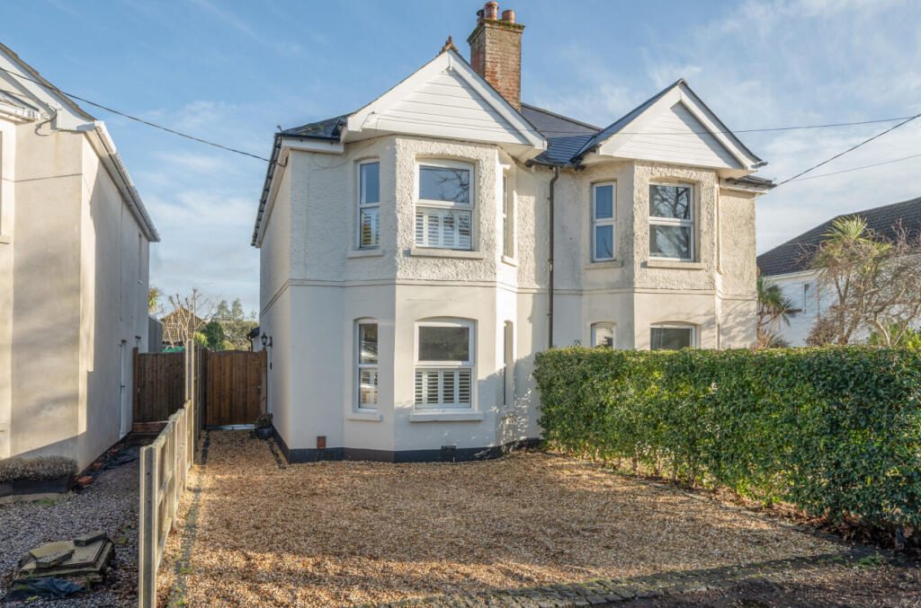 Main image of property: Barton Lane, Barton on Sea, New Milton, BH25
